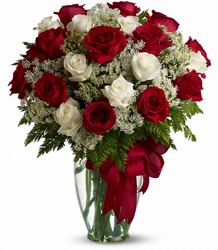 Love's Divine Bouquet from In Full Bloom in Farmingdale, NY